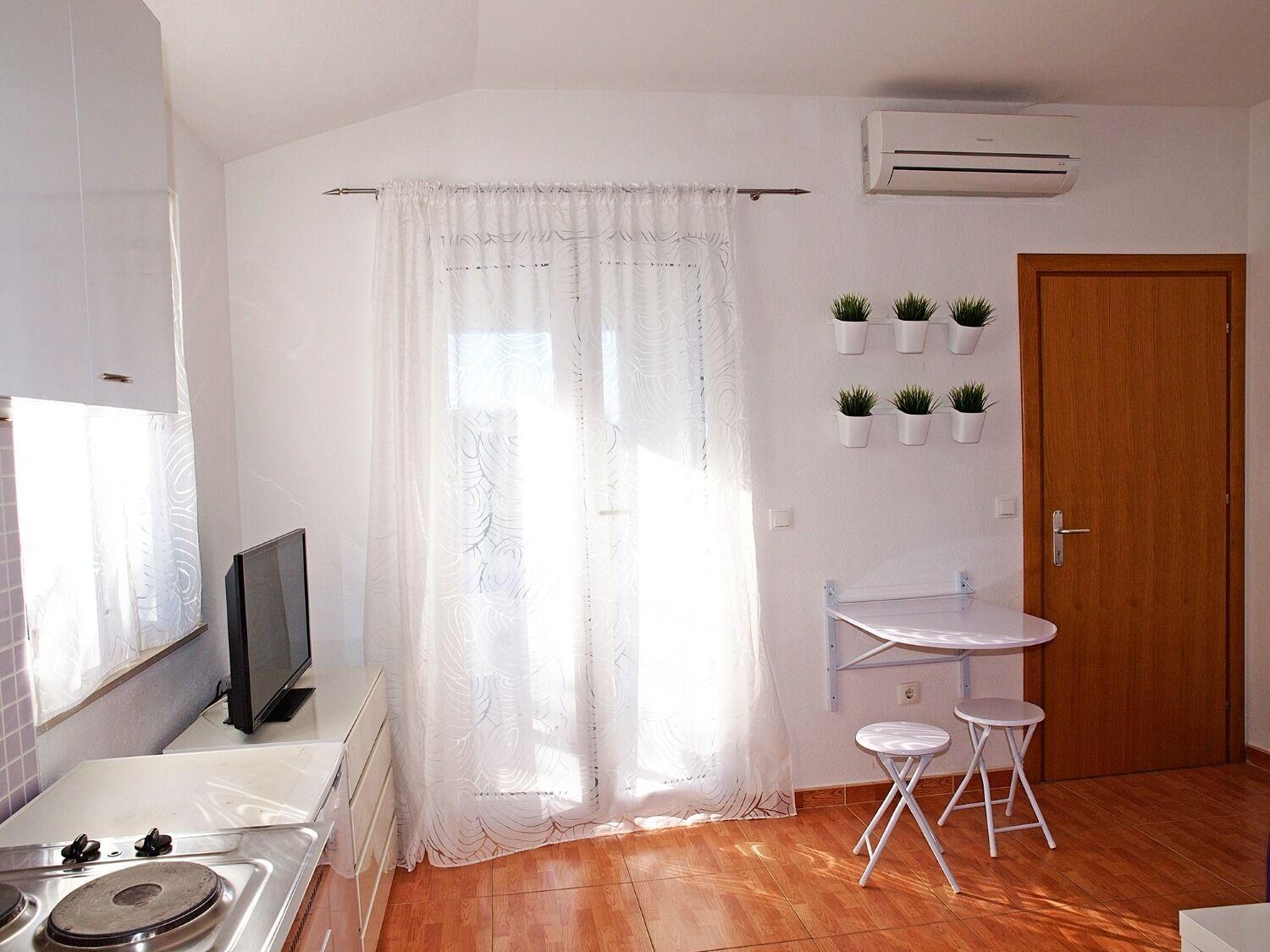 Apartments Ivi - 100 M From Pebble Beach Драшніце Екстер'єр фото